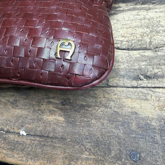 Burgundy Woven Leather Clutch Purse By Etienne Aigner - Picture 3 of 9